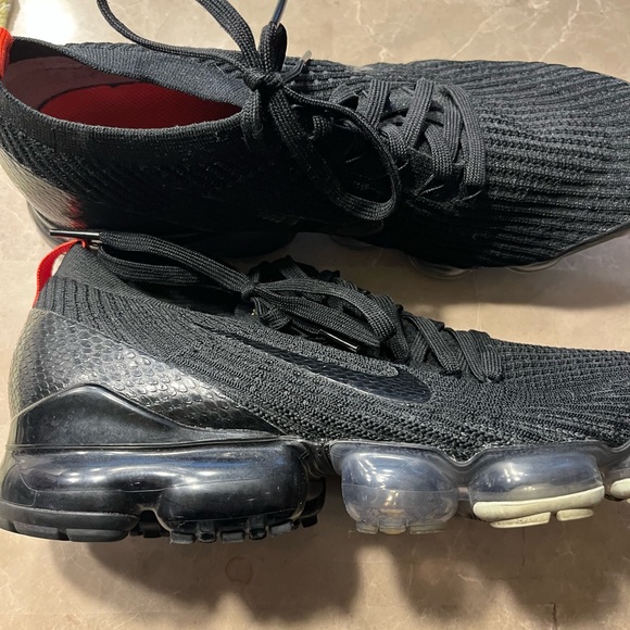 Nike Vapormax - Picture 3 of 3